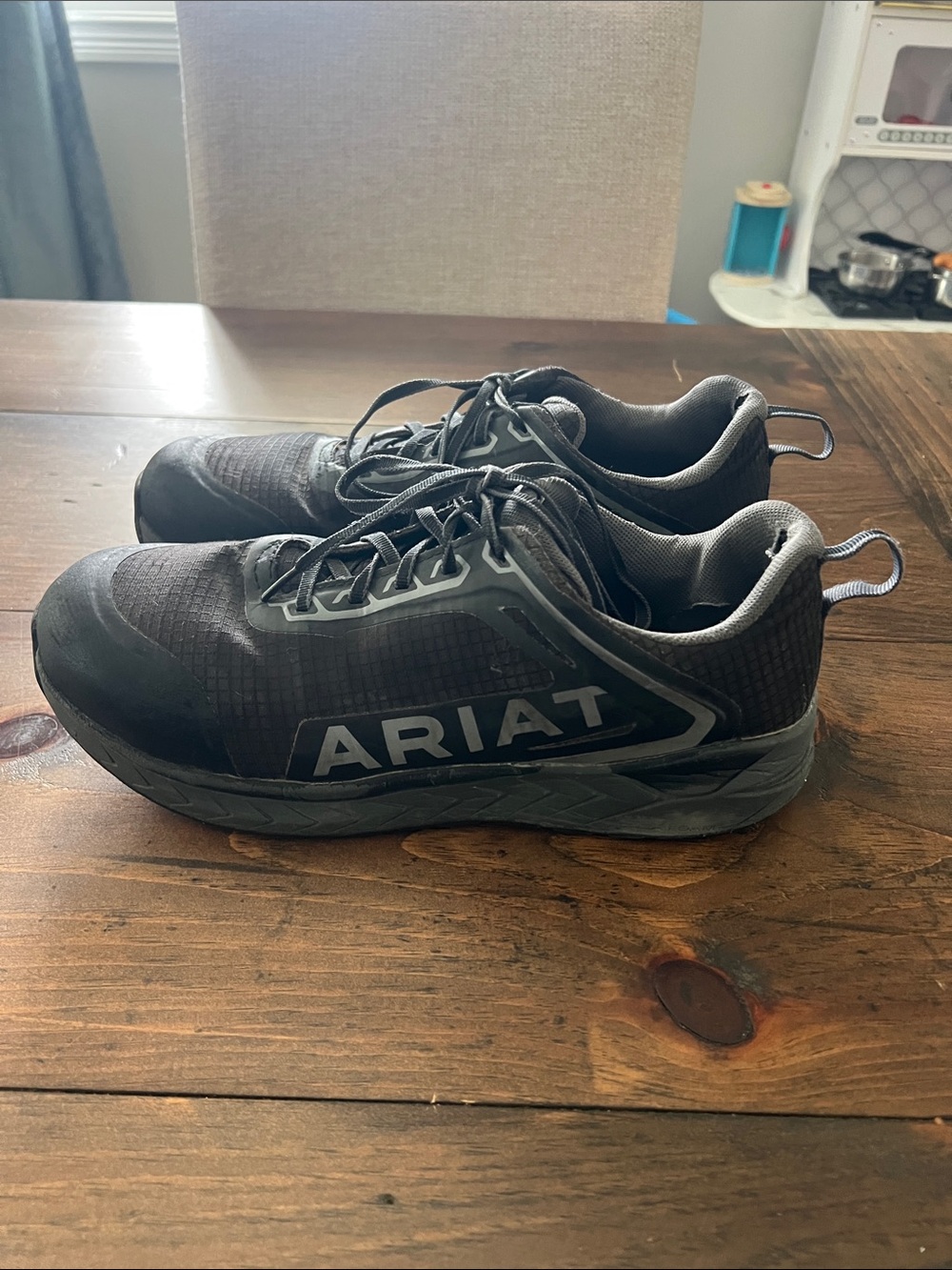 Ariat Men's Black and Gray Low-Top Work composite toe work Sneaker